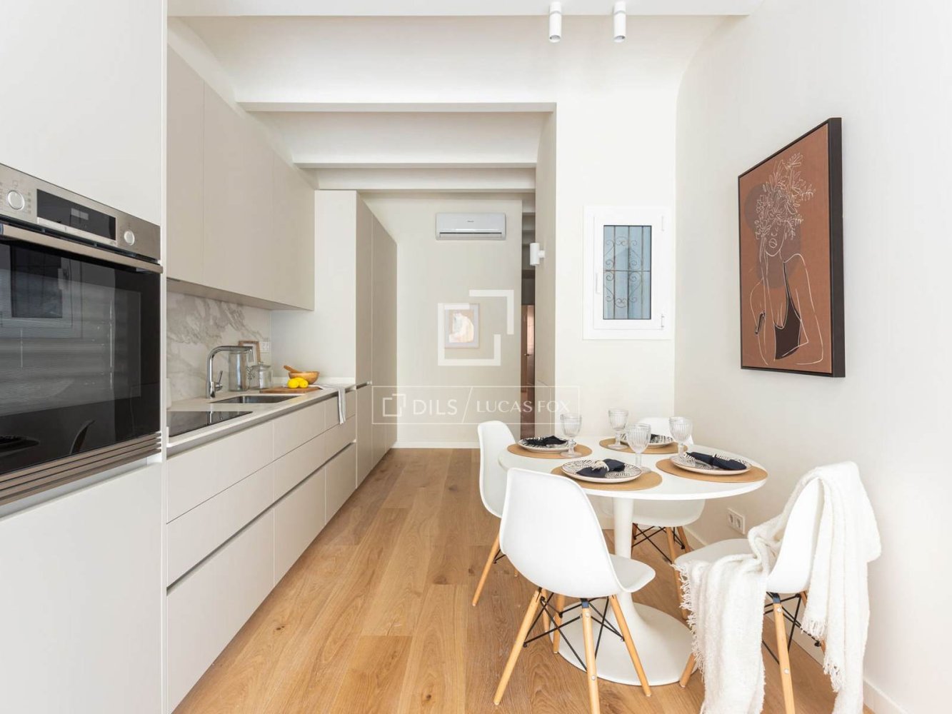 Apartamento en Barcelona, España 2 dormitorios, 82 m2 No. 199997
