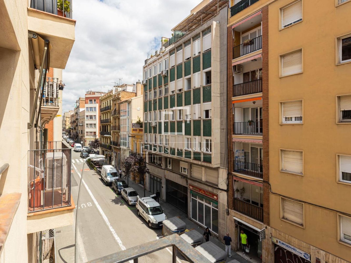 Apartamento en Barcelona, España 2 dormitorios, 82 m2 No. 199997