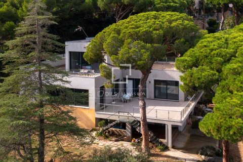 Villa à Premia De Dalt, Barcelona, Espagne 6 chambres, 572 m2 No. 199168
