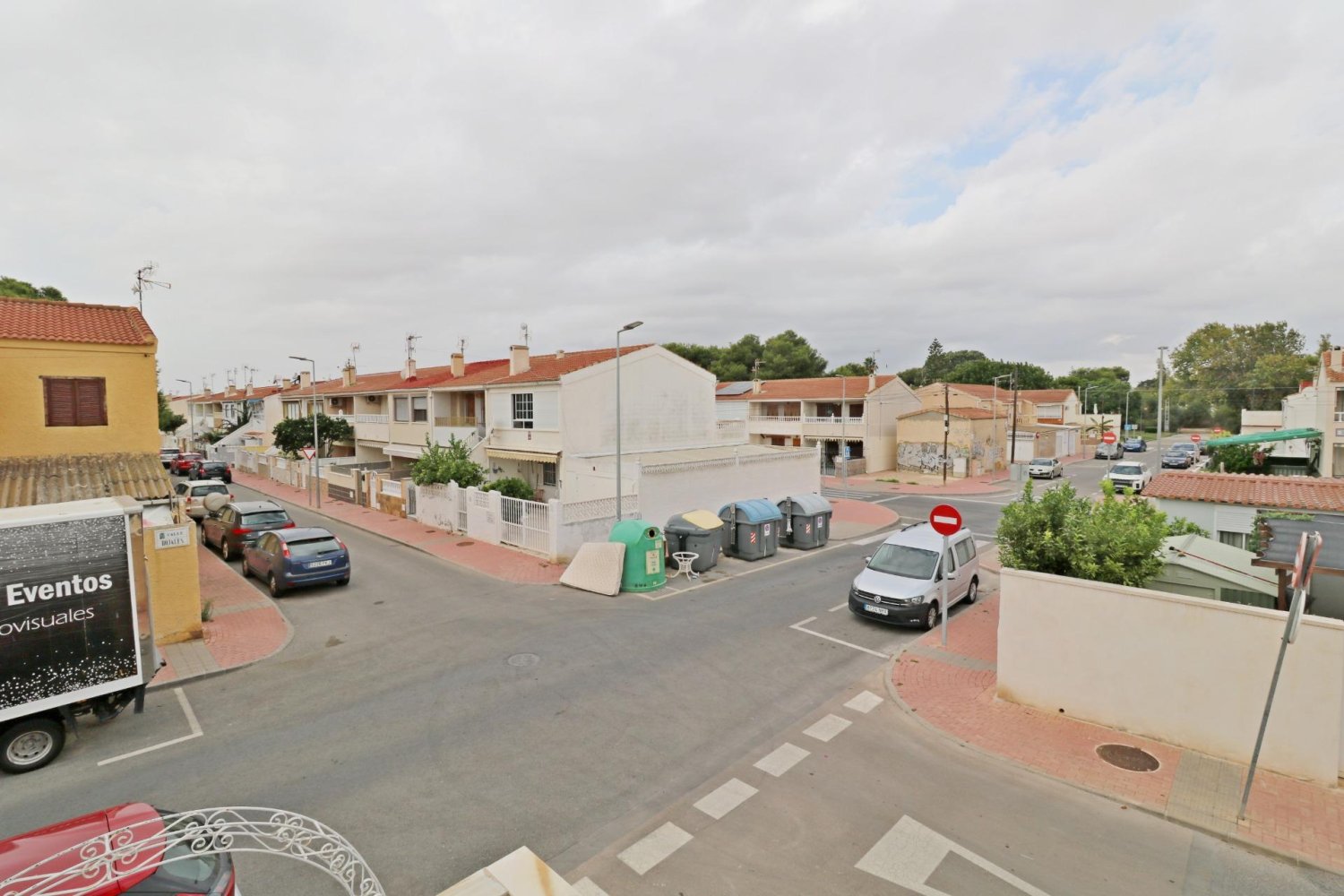 Villetta a schiera a Torrevieja, Alicante, Spagna 3 camere da letto, 100 mq. N° 198551