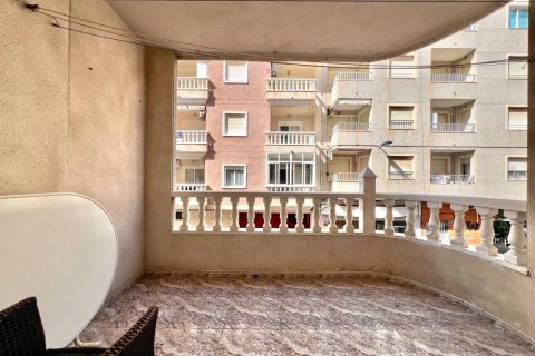 Appartamento a Torrevieja, Alicante, Spagna 2 camere da letto, 85 mq. N° 196081