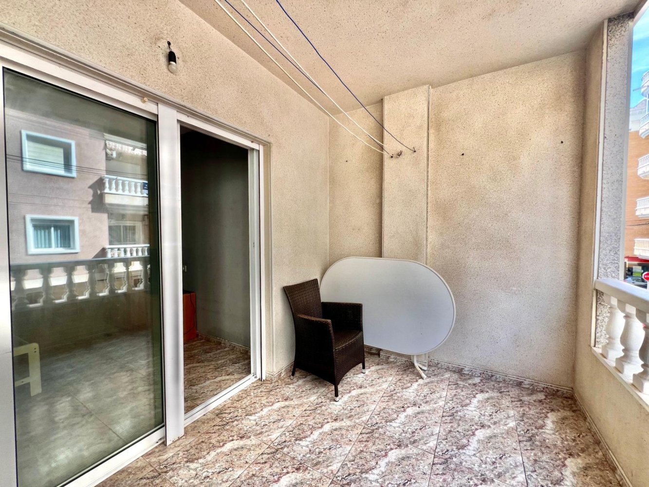 Apartment in Torrevieja, Alicante, Spain 2 bedrooms, 85 sq.m. No. 196081