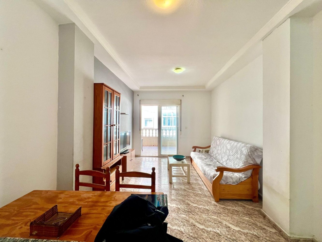 Apartment in Torrevieja, Alicante, Spain 2 bedrooms, 85 sq.m. No. 196081