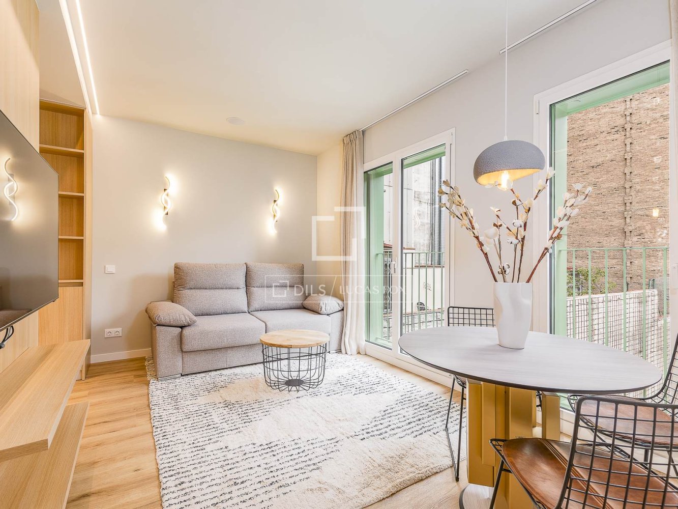 Komerciāls īpašums Barcelona, Spānijā 1017 m2 Nr. 199163