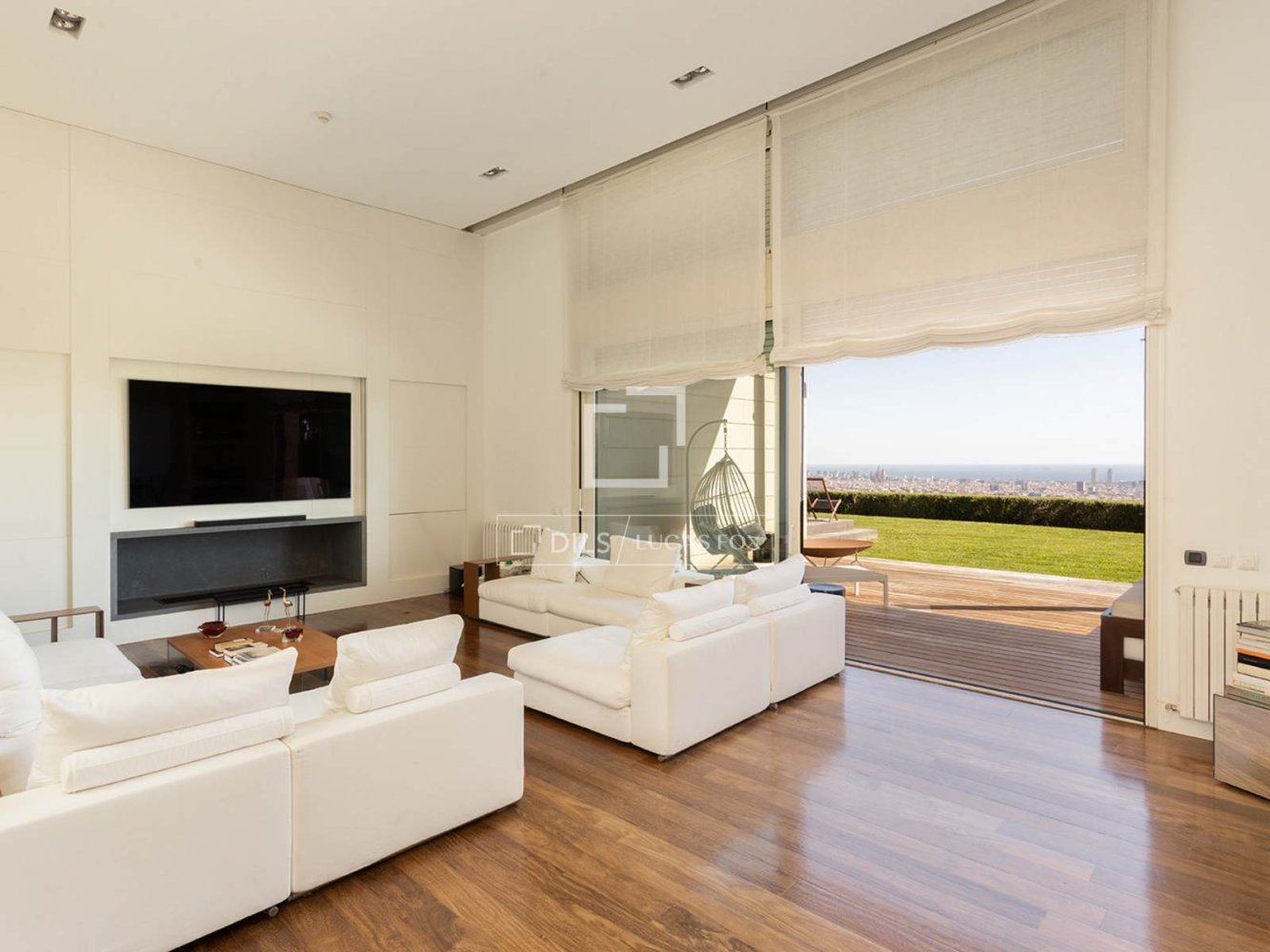 Villa à Barcelona, Espagne 6 chambres, 669 m2 No. 194310