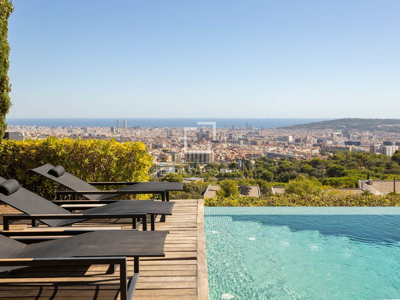 Villa à Barcelona, Espagne 6 chambres, 669 m2 No. 194310