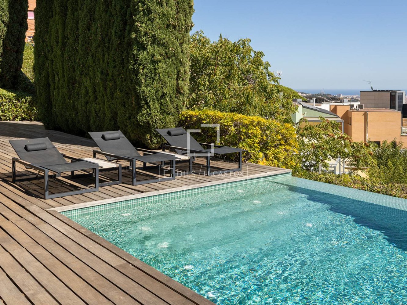 Villa à Barcelona, Espagne 6 chambres, 669 m2 No. 194310