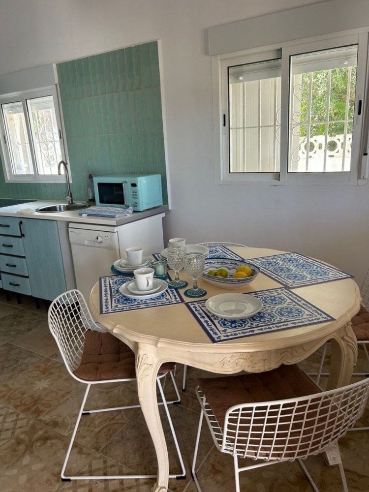 Villa a Denia, Alicante, Spagna 5 camere da letto, 146 mq. N° 198209