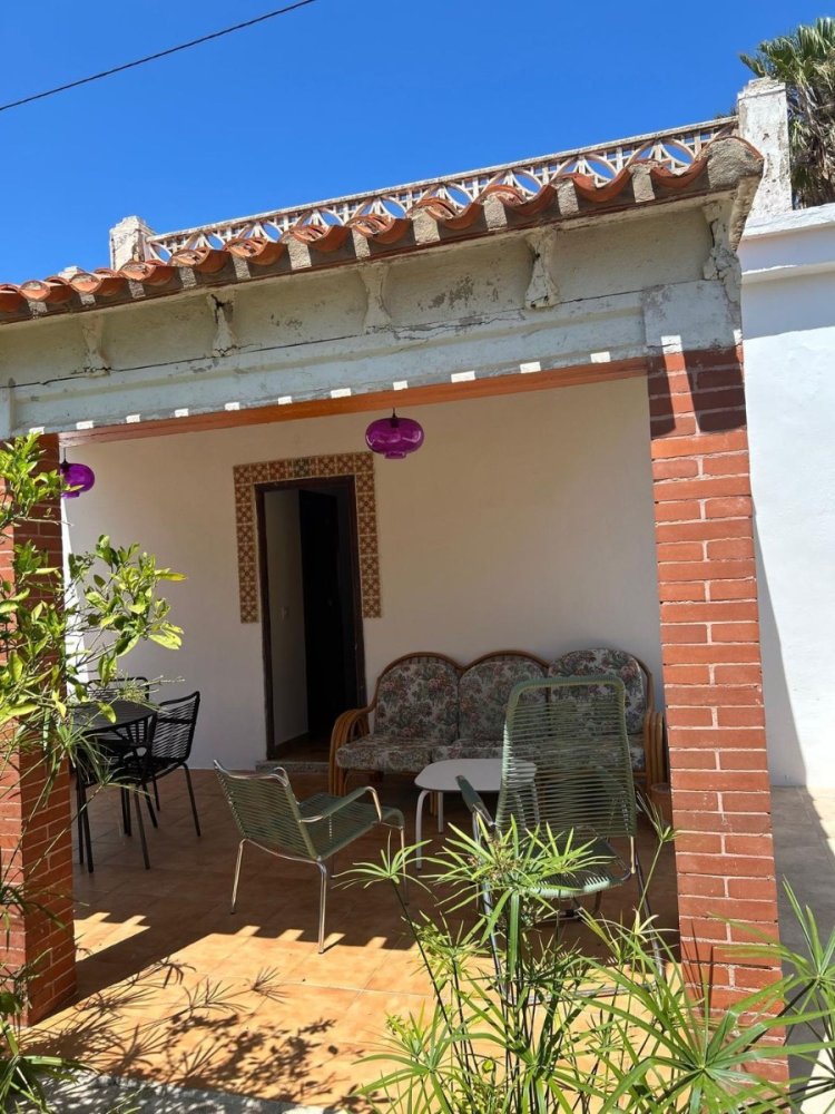 Villa a Denia, Alicante, Spagna 5 camere da letto, 146 mq. N° 198209