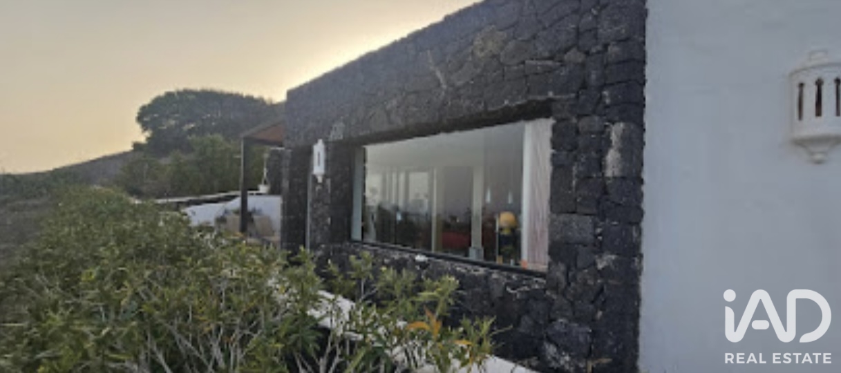 House in Tias, Lanzarote, Spain 9 bedrooms, 760 sq.m. No. 199581