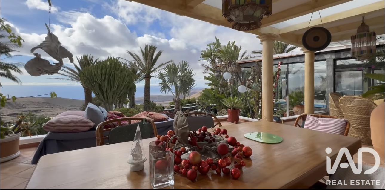 House in Tias, Lanzarote, Spain 9 bedrooms, 760 sq.m. No. 199581