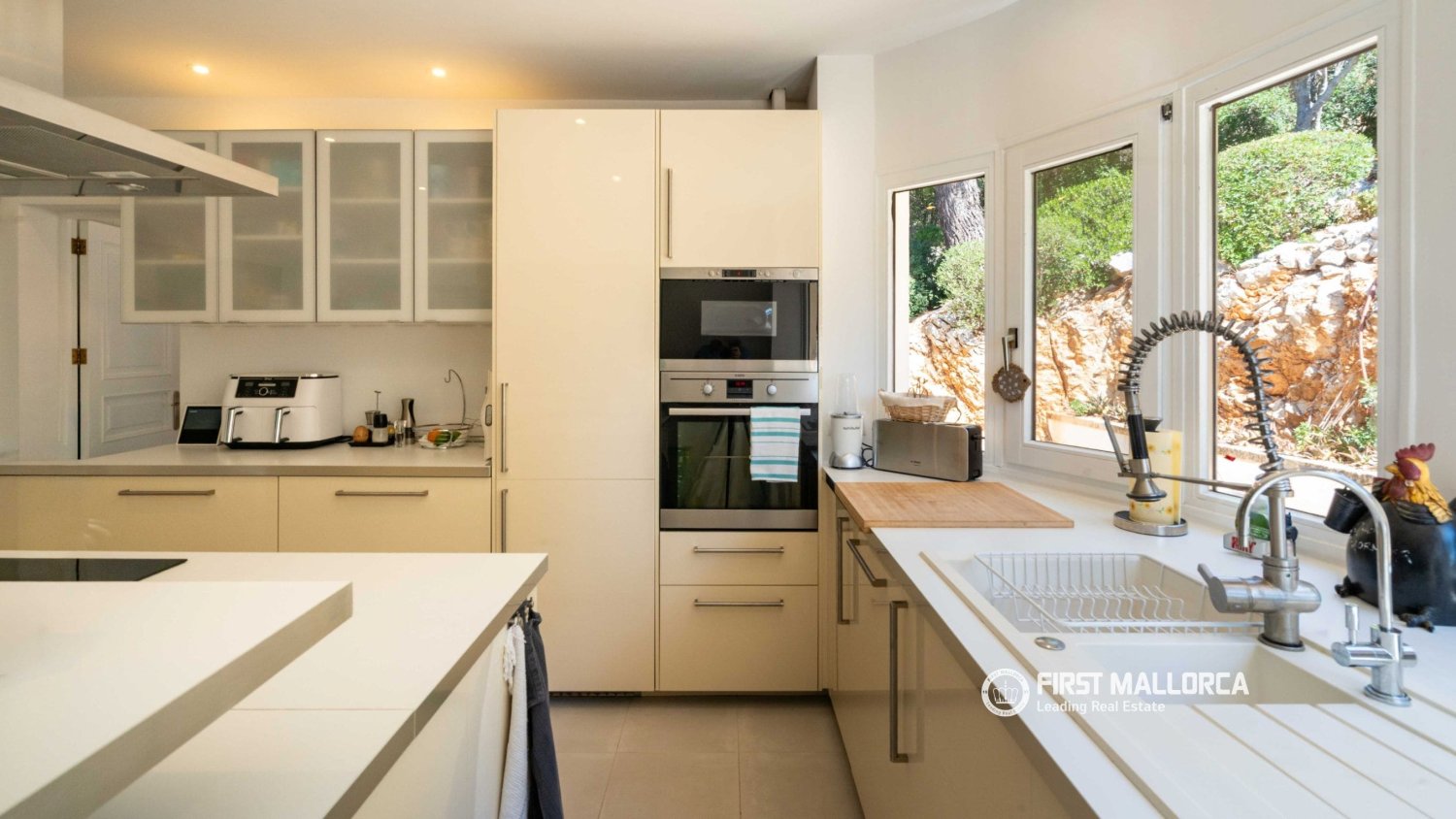 Finca a Calvia, Mallorca, Spagna 3 camere da letto, 279 mq. N° 198527