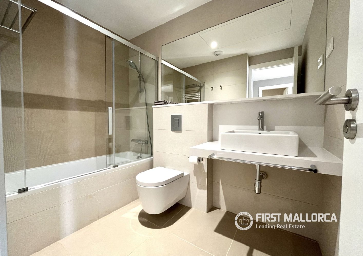 Apartment in Palma de Majorca, Mallorca, Spain 4 bedrooms, 126 sq.m. No. 197922