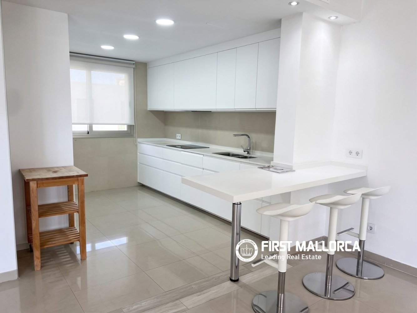 Villa en Cala Vinyes, Mallorca, España 4 dormitorios, 234 m2 No. 196132
