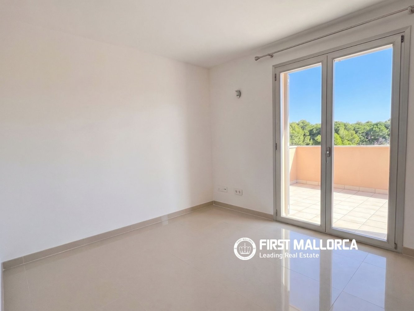 Villa en Cala Vinyes, Mallorca, España 4 dormitorios, 234 m2 No. 196132