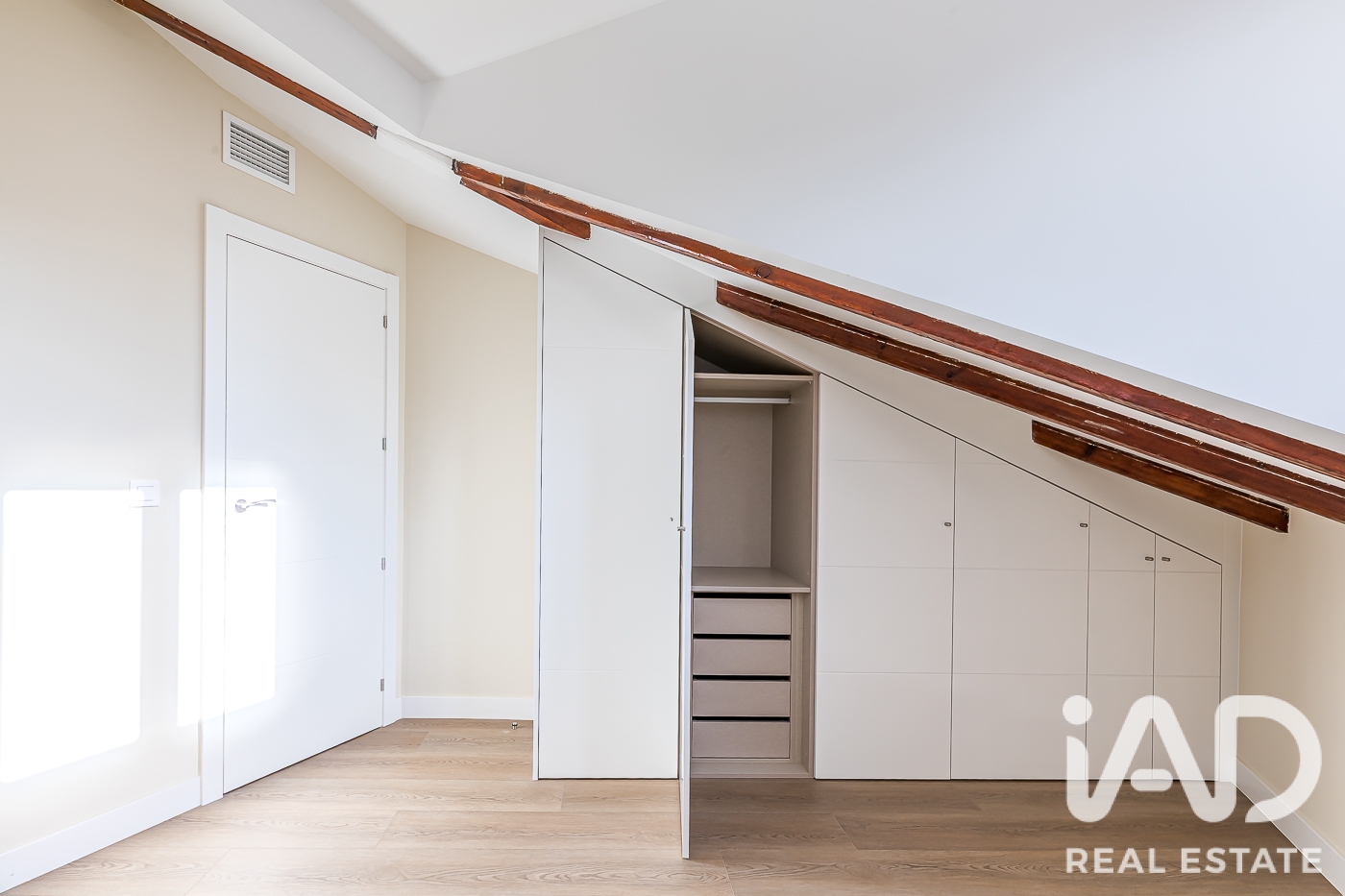 Penthauss Madrid, Spānijā 3 istabas, 72 m2 Nr. 197842
