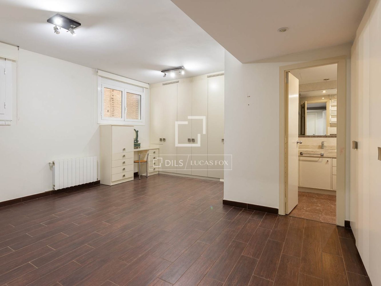 Wohnung in Barcelona, Spanien 3 Schlafzimmer, 149 m2 Nr. 199155