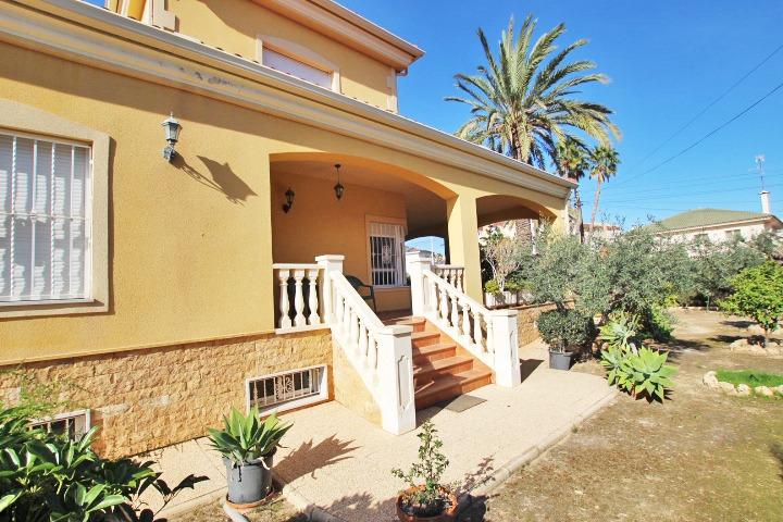 Willa w Elche, Alicante, Hiszpania 4 sypialnie, 424 mkw. nr 199832