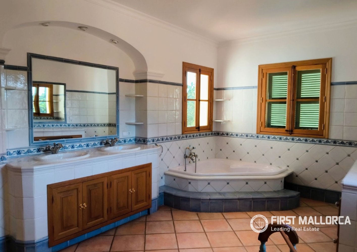 Villa a Consell, Mallorca, Spagna 5 camere da letto, 560 mq. N° 197160