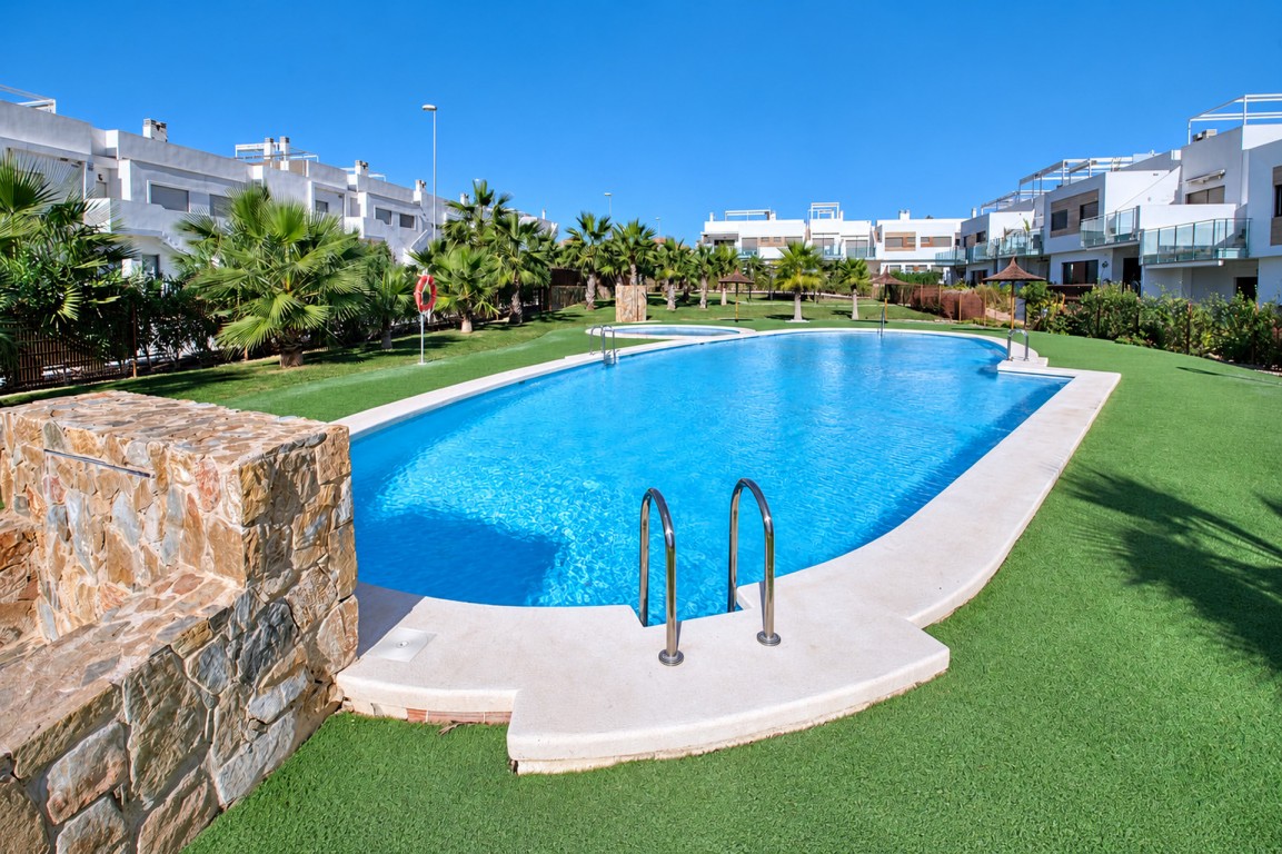 Apartment in Vistabella, Alicante, Spain 3 bedrooms,  No. 197433