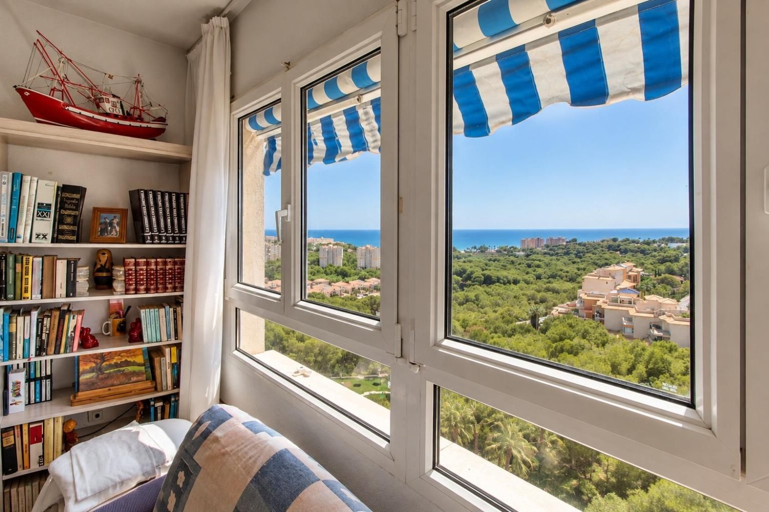 Appartamento a Dehesa De Campoamor, Alicante, Spagna 44 mq. N° 198143