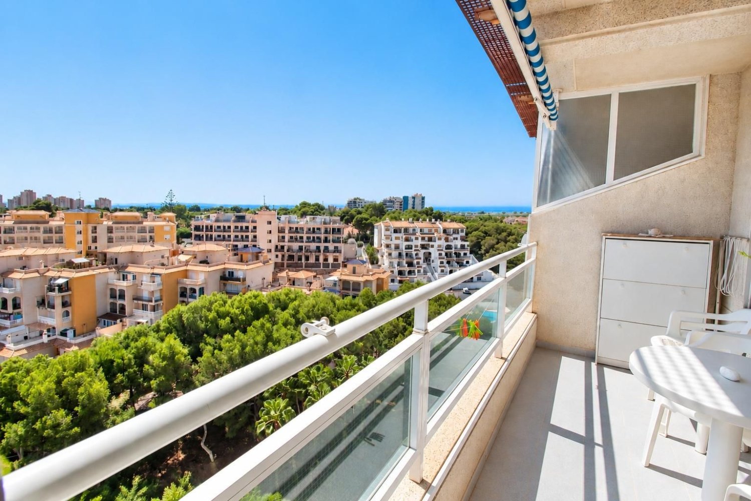 Appartamento a Dehesa De Campoamor, Alicante, Spagna 44 mq. N° 198143