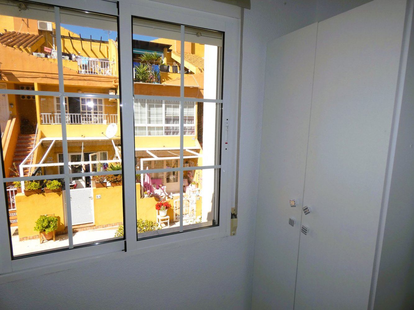 Bungalow in Torrevieja, Alicante, Spain 3 bedrooms, 97 sq.m. No. 199350