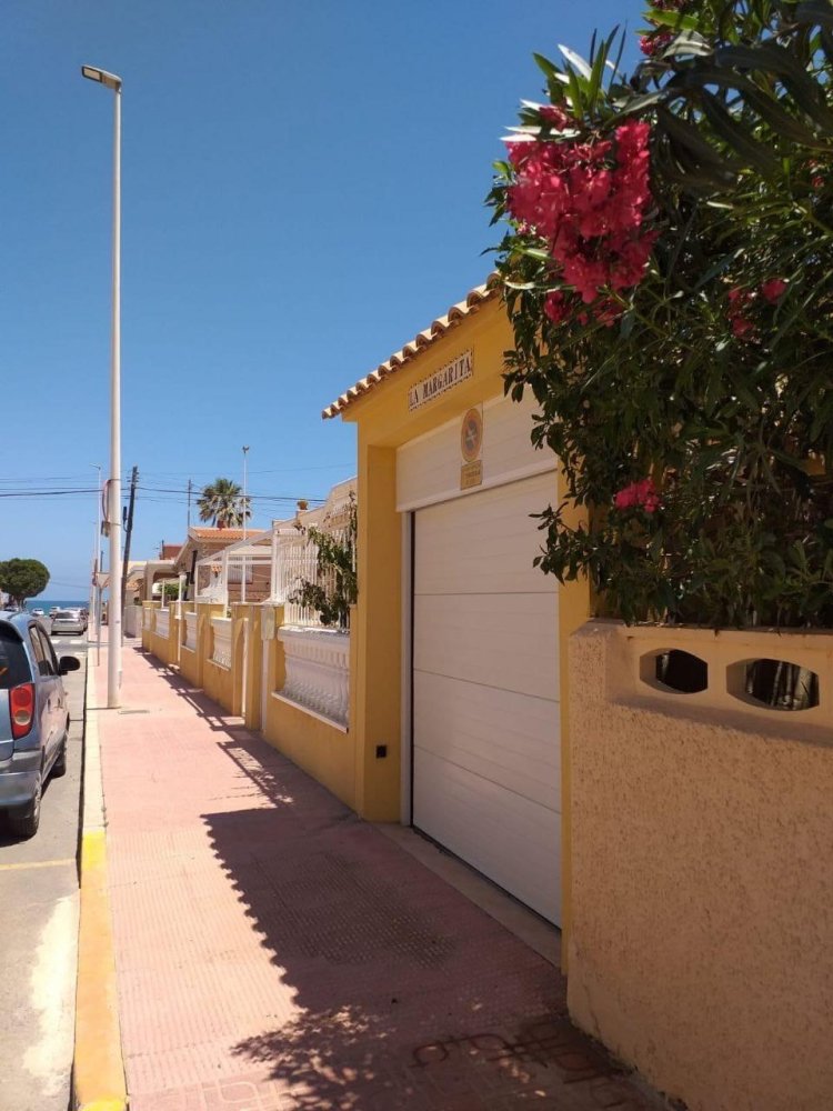 Bungalow à La Mata, Alicante, Espagne 3 chambres, 78 m2 No. 198146