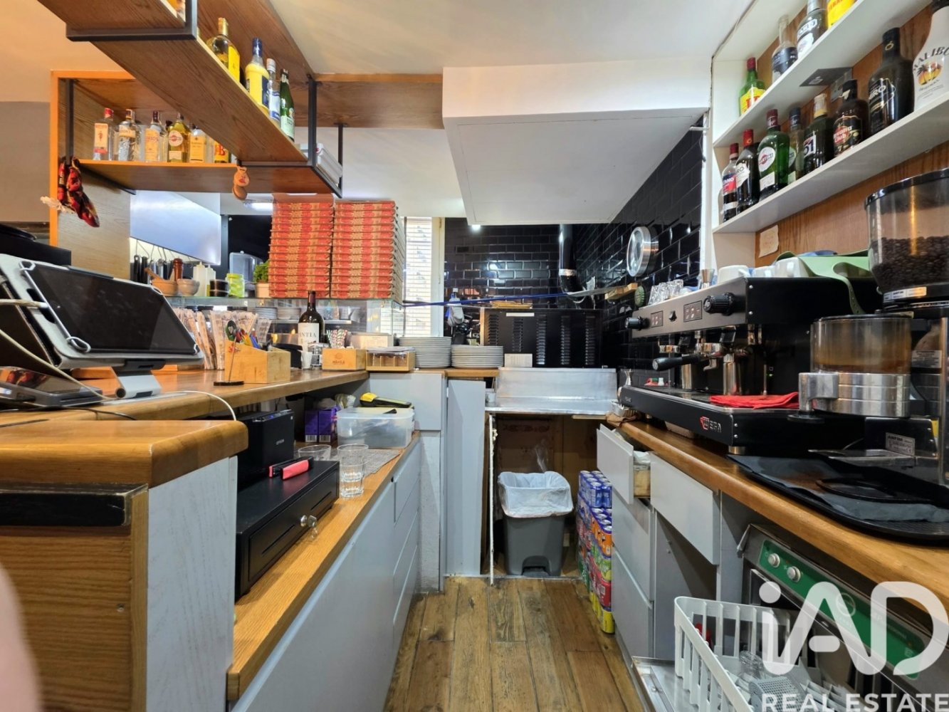 Bar/ristorante a Barcelona, Spagna 111 mq. N° 199541