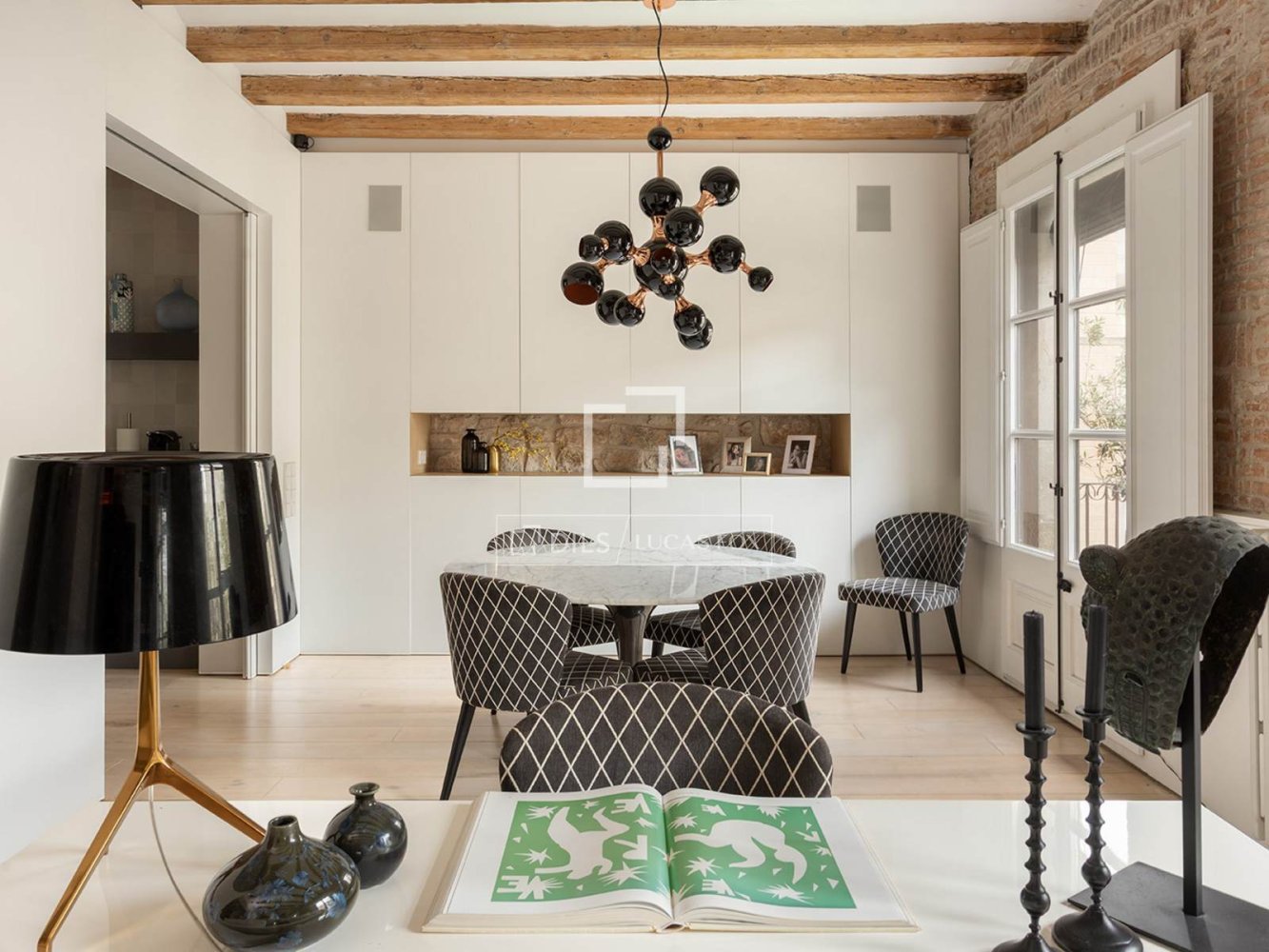 Apartment à Barcelona, Espagne 2 chambres, 132 m2 No. 199152