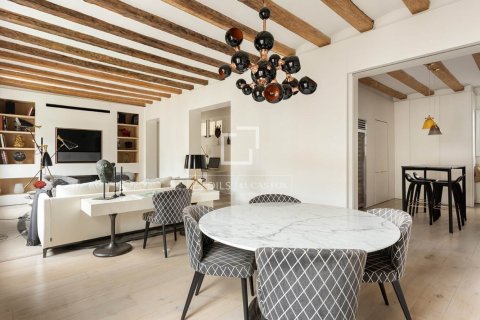 Apartment à Barcelona, Espagne 2 chambres, 132 m2 No. 199152