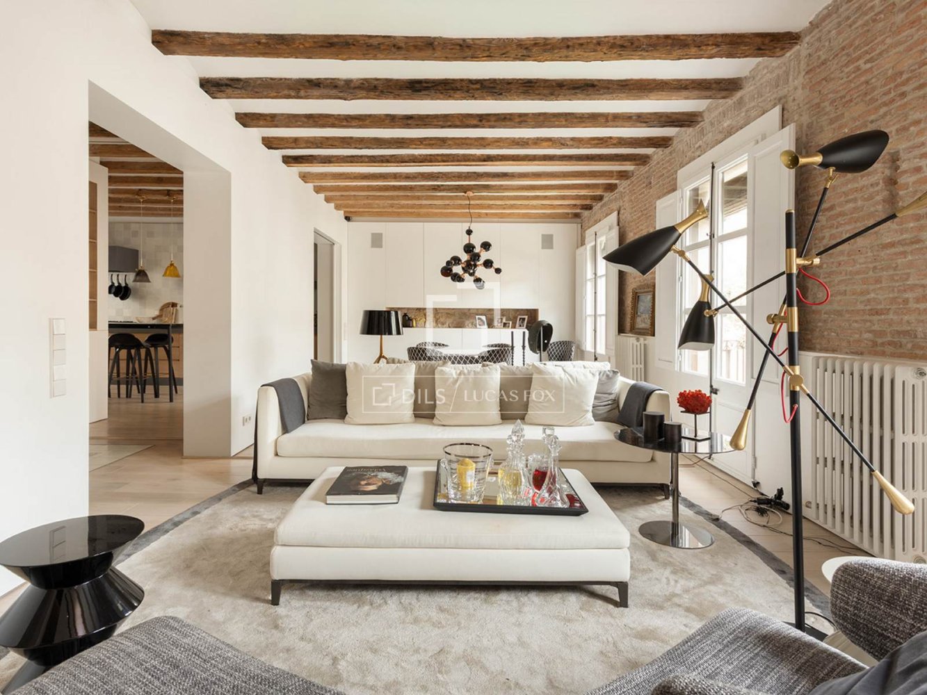 Apartment à Barcelona, Espagne 2 chambres, 132 m2 No. 199152