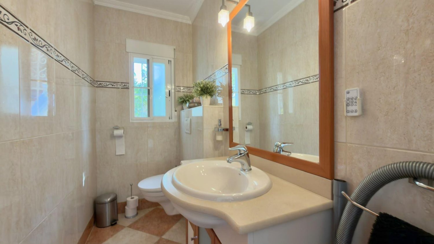 Huvila La Nucia, Alicante, Espanja 4 makuuhuonetta, 157 m2 No. 181265