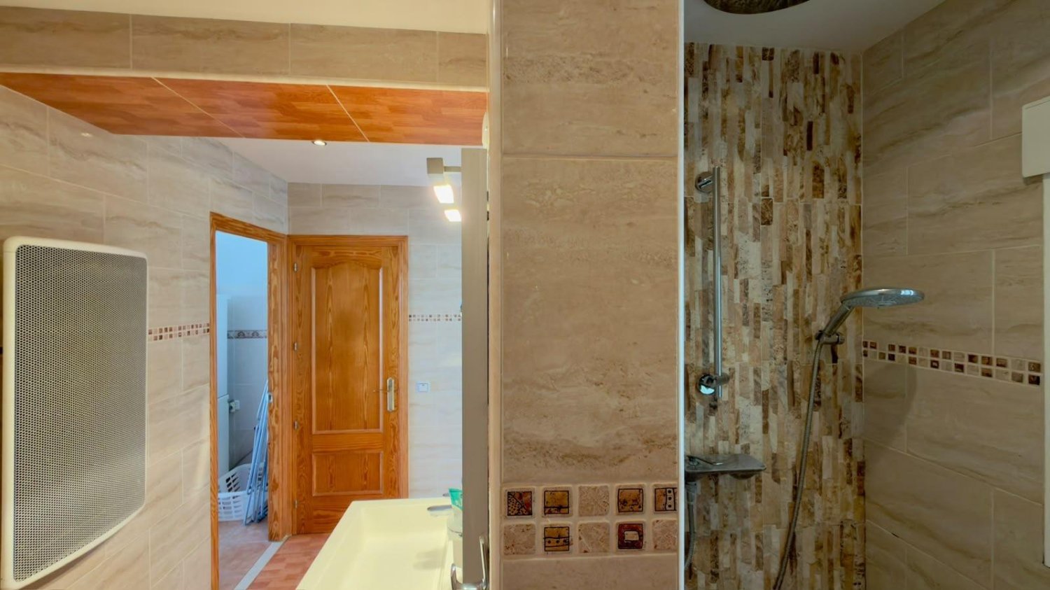 Huvila La Nucia, Alicante, Espanja 4 makuuhuonetta, 157 m2 No. 181265