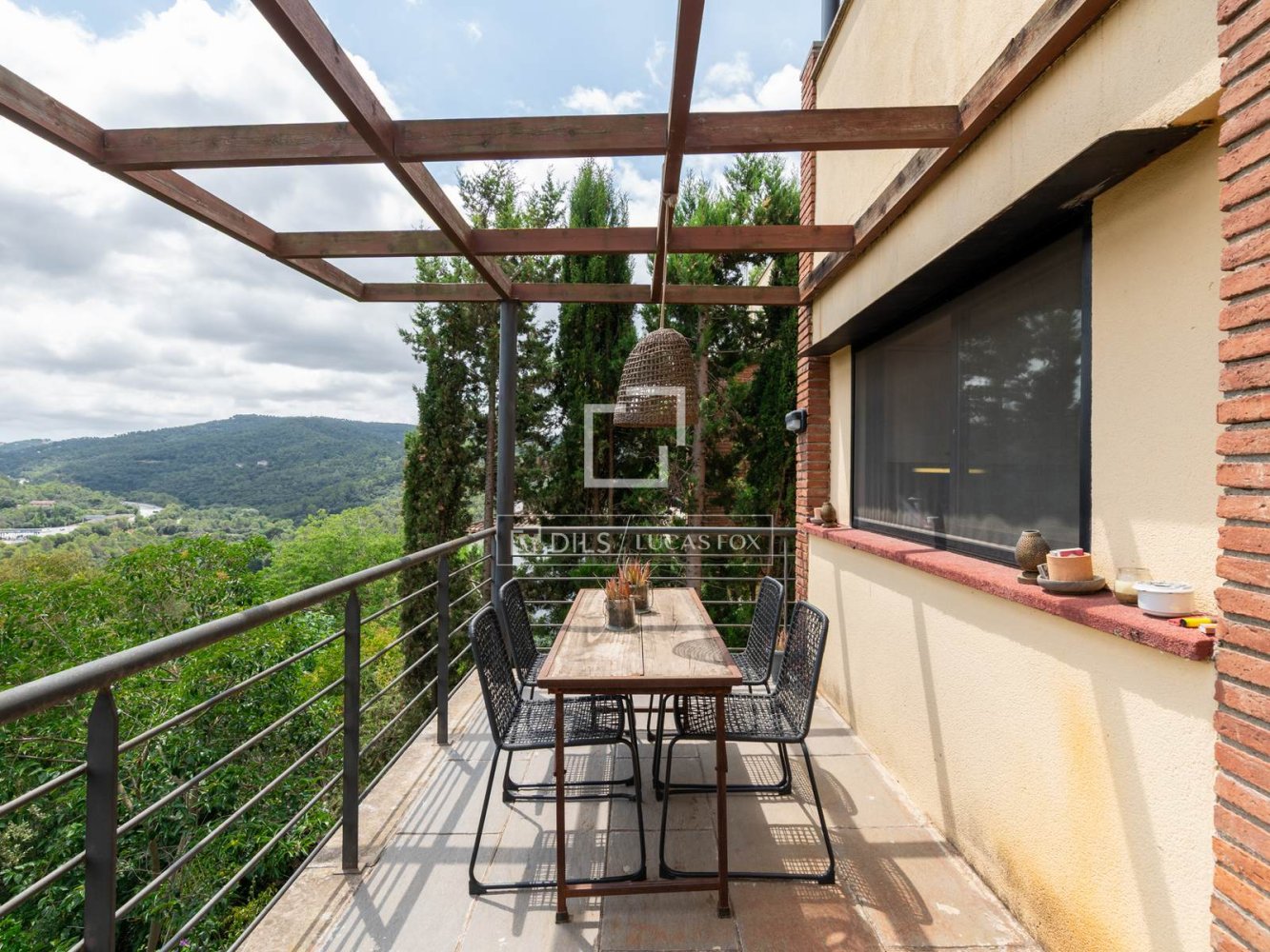 Villa a Sant Cugat Del Valles, Barcelona, Spagna 4 camere da letto, 260 mq. N° 197615