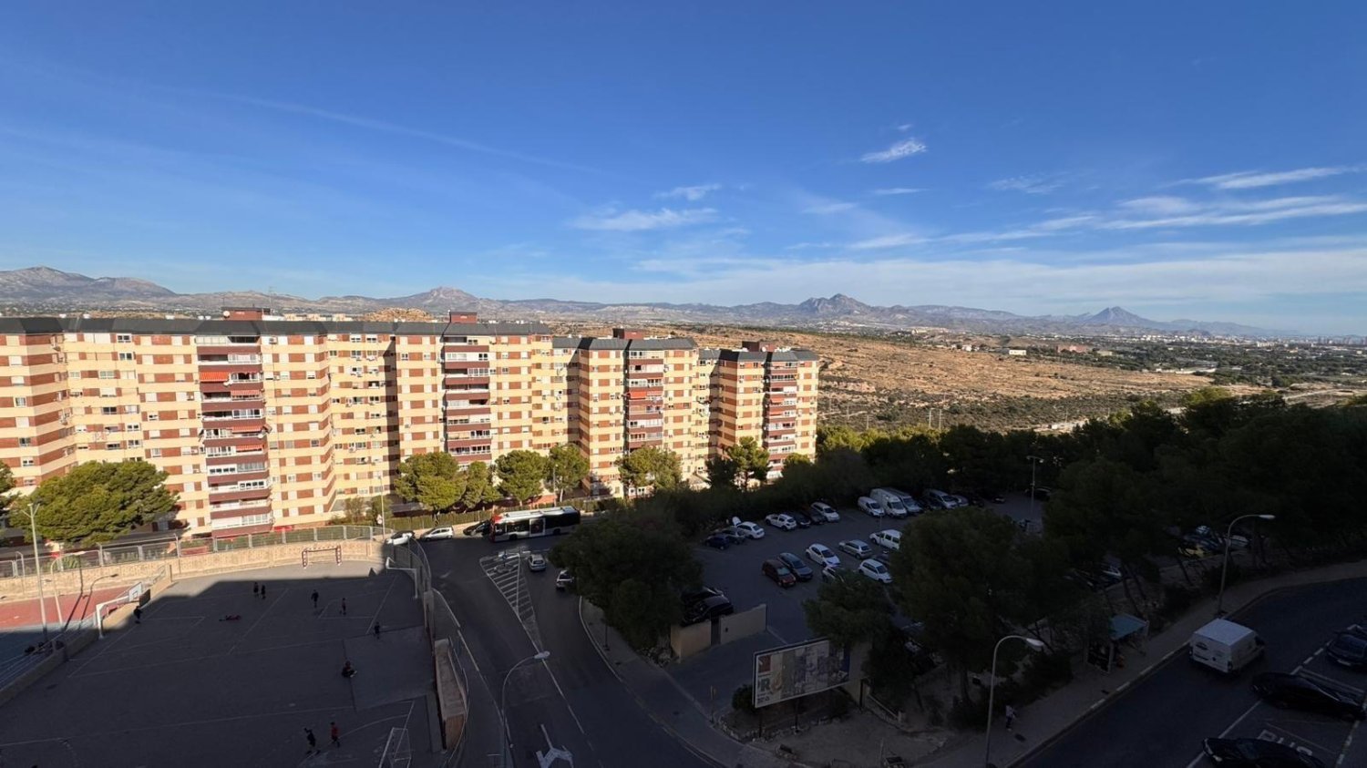 Apartamento en Alicante, España 3 dormitorios, 85 m2 No. 198745