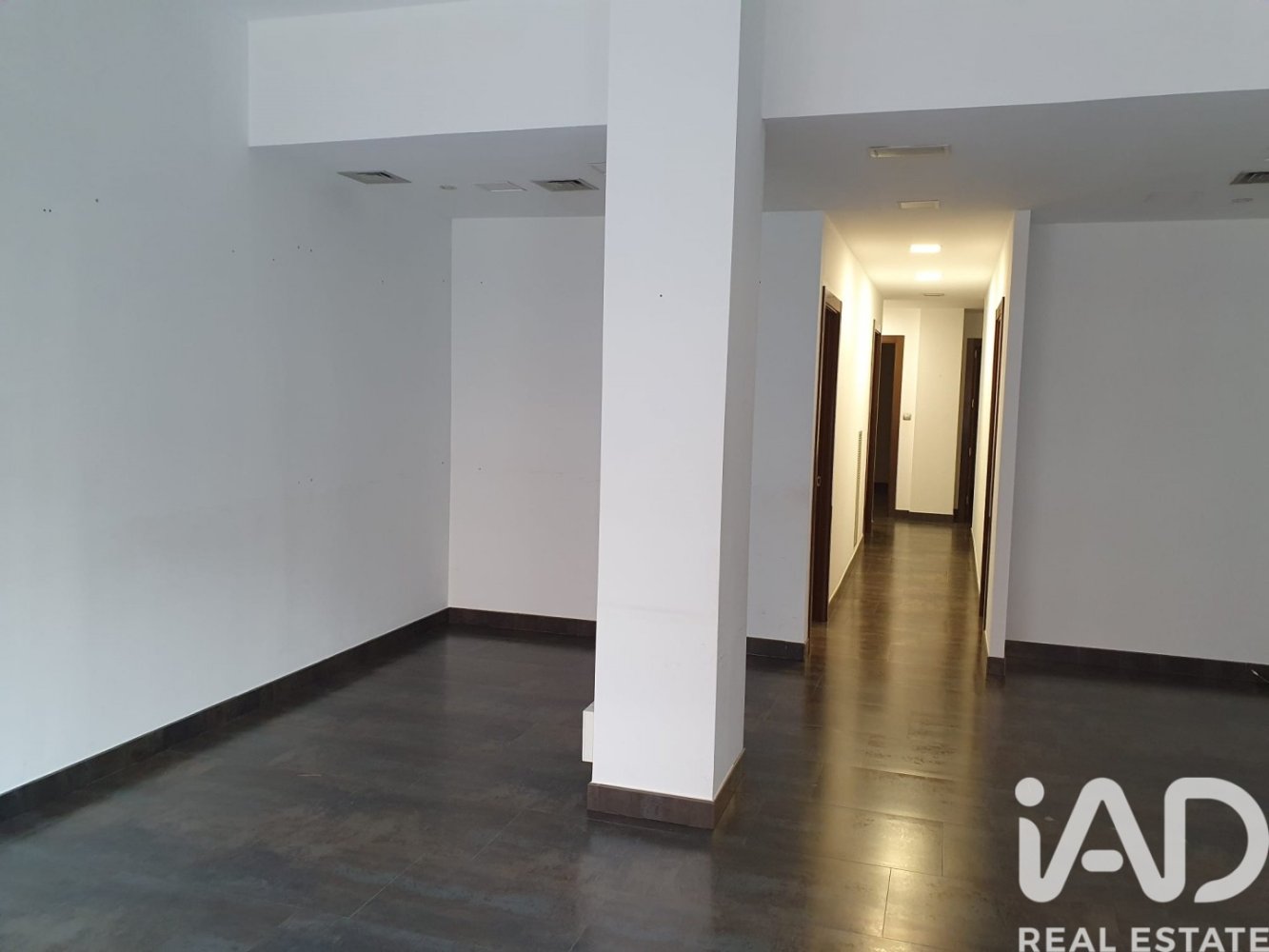 Commercial property à Balaguer, Lleida, Espagne 135 m2 No. 198600