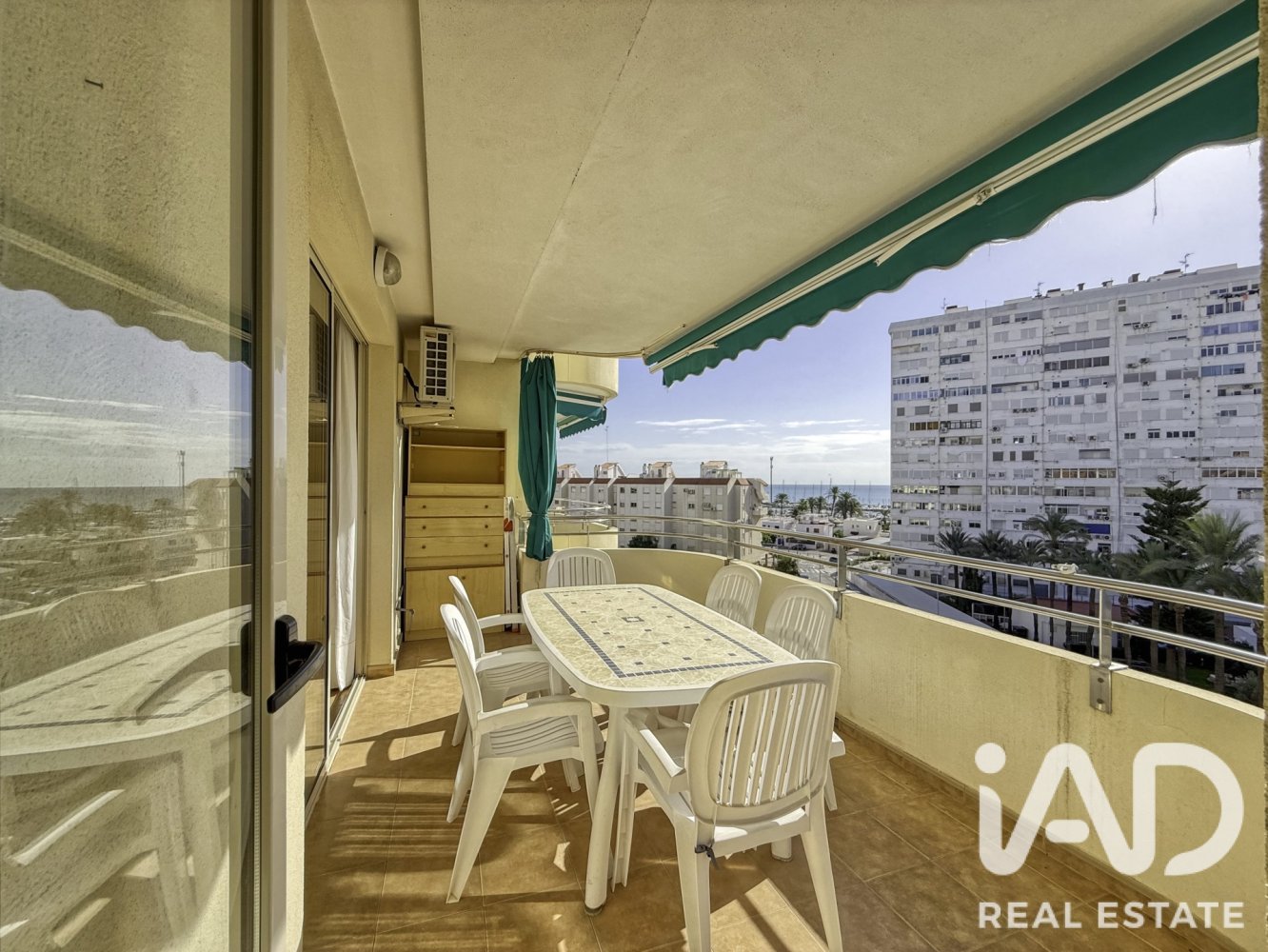 Huoneisto La Pobla de Farnals, Valencia, Espanja 3 makuuhuonetta, 107 m2 No. 199564