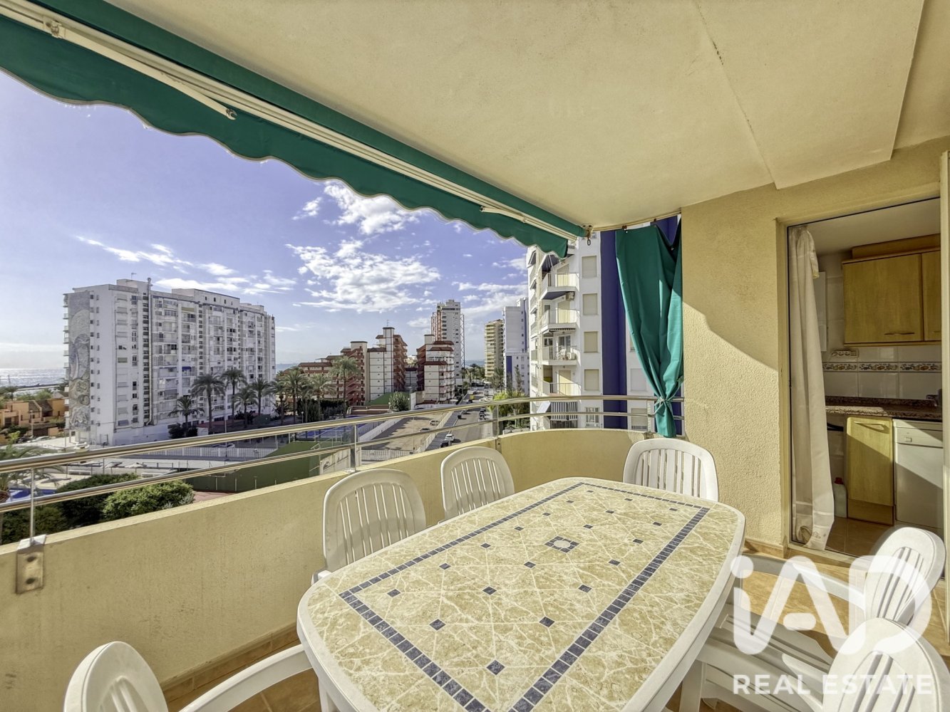 Huoneisto La Pobla de Farnals, Valencia, Espanja 3 makuuhuonetta, 107 m2 No. 199564
