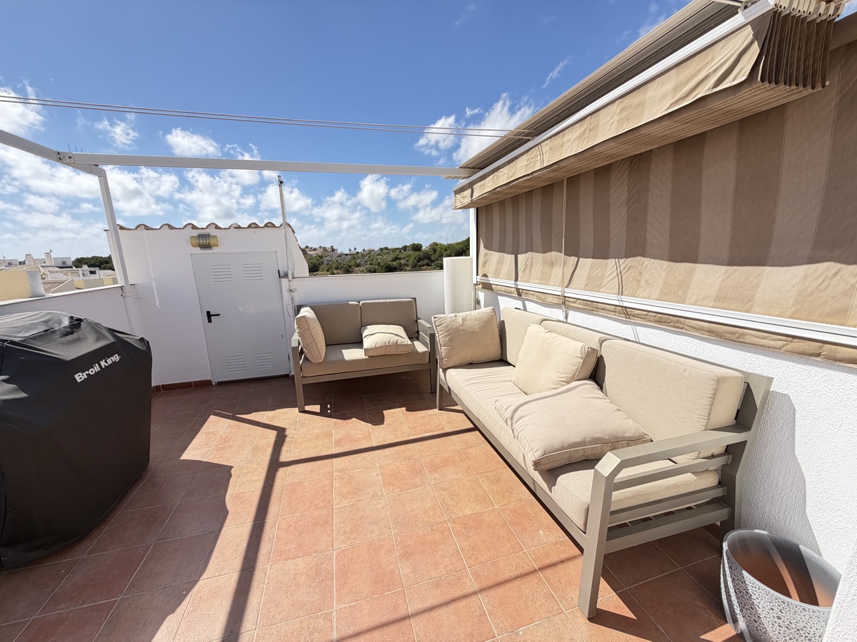 Appartamento a Villamartin, Alicante, Spagna 2 camere da letto, 70 mq. N° 198320