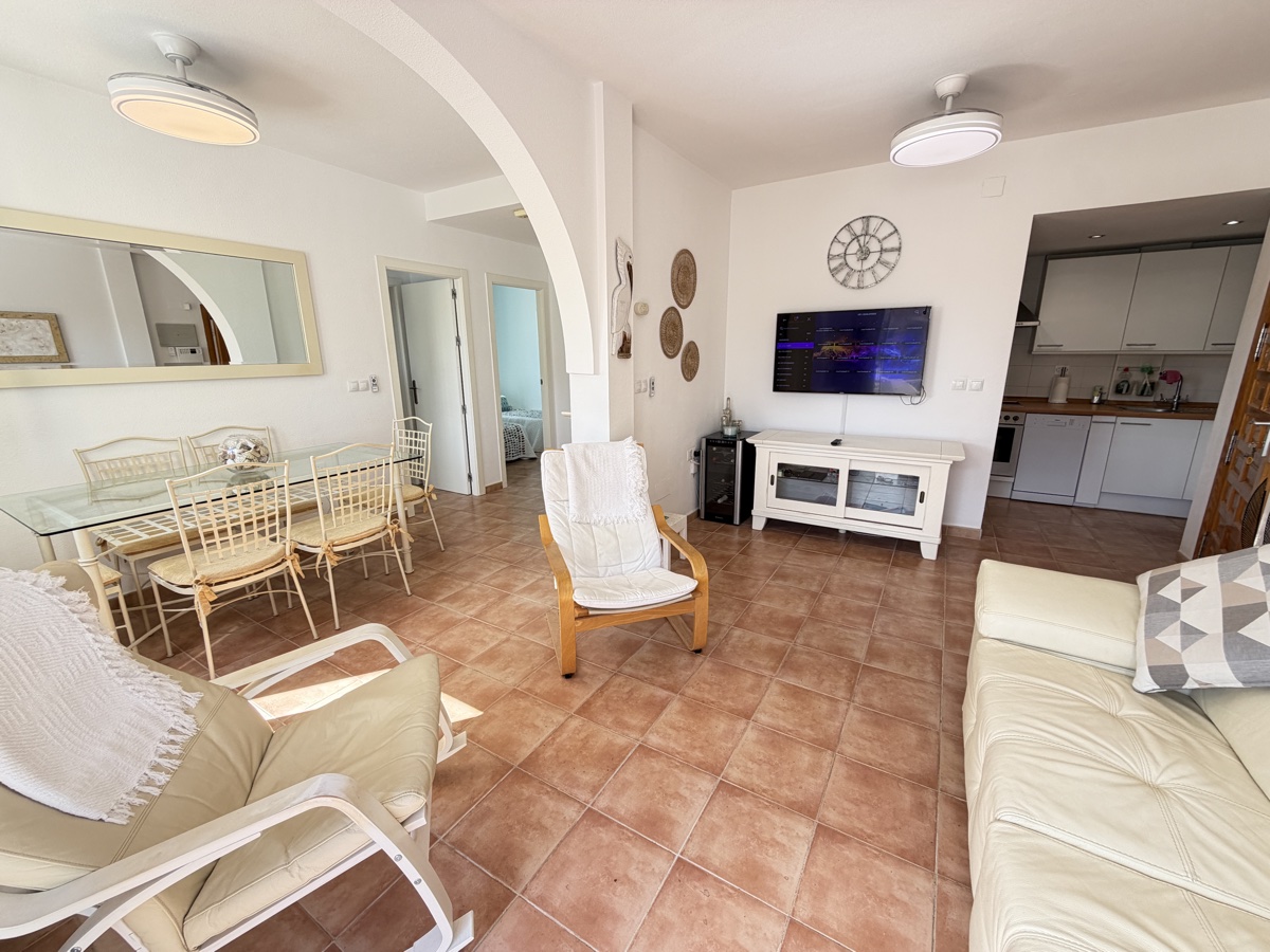 Appartamento a Villamartin, Alicante, Spagna 2 camere da letto, 70 mq. N° 198320