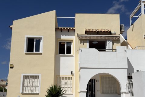 Appartamento a Villamartin, Alicante, Spagna 2 camere da letto, 70 mq. N° 198320