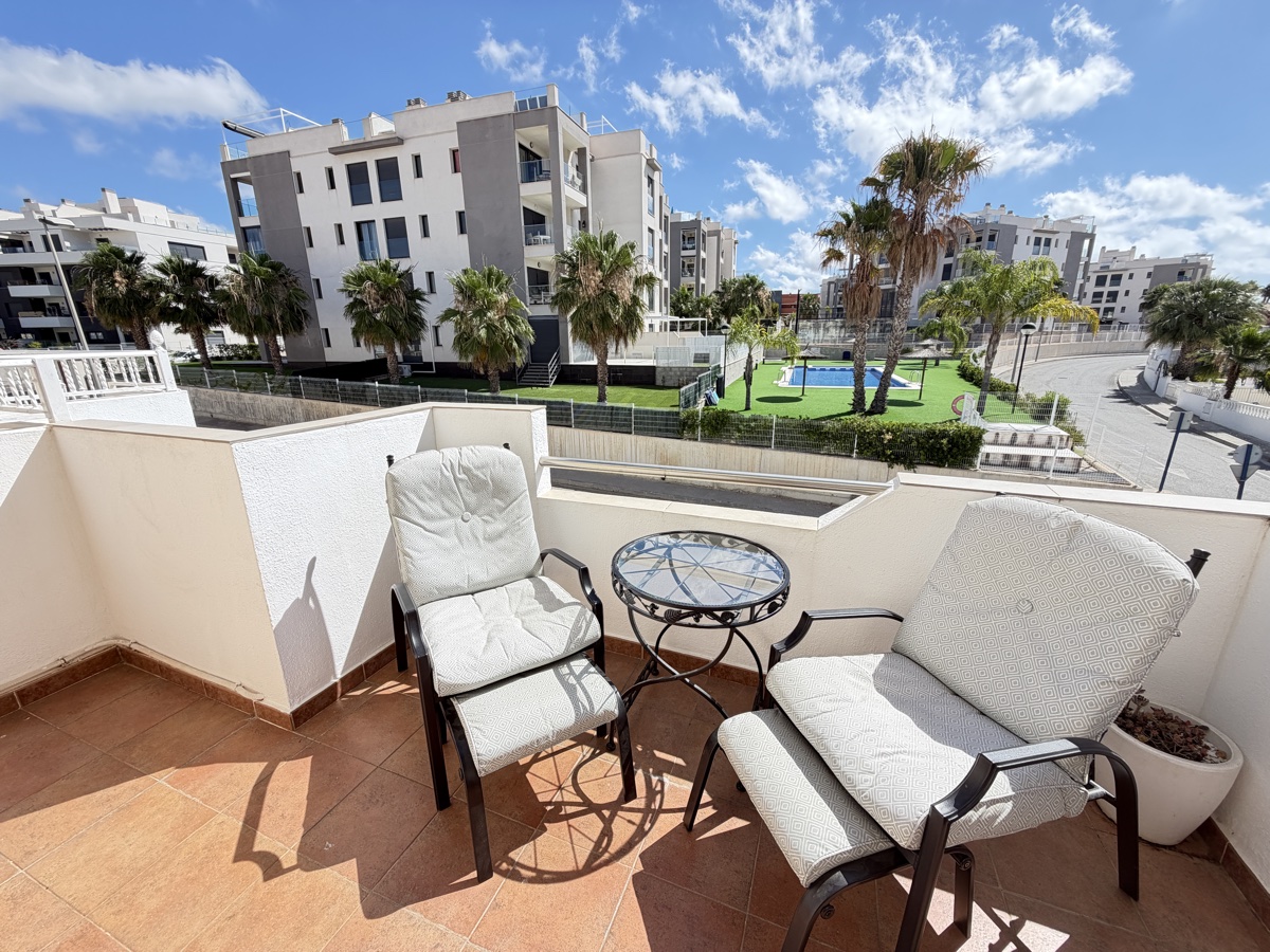 Appartamento a Villamartin, Alicante, Spagna 2 camere da letto, 70 mq. N° 198320