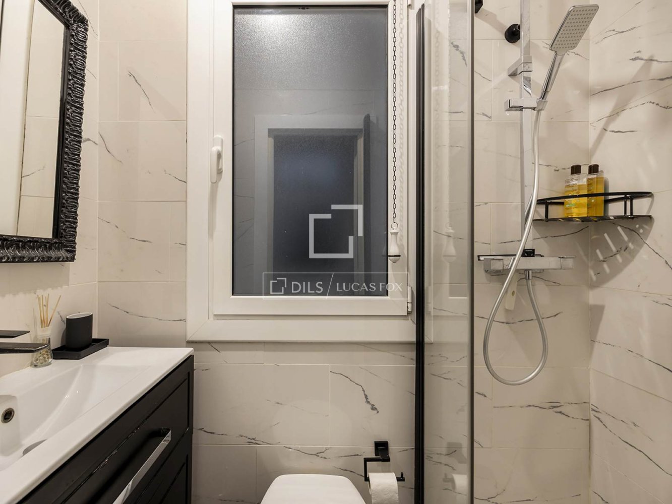 Appartamento a Barcelona, Spagna 3 camere da letto, 93 mq. N° 197611