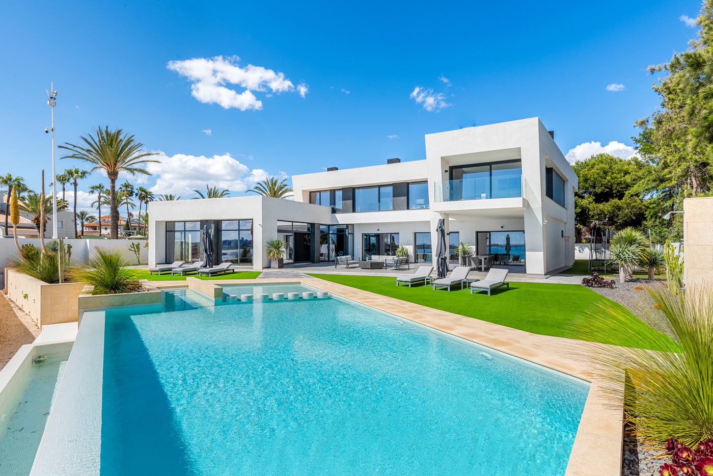 Villa in Cabo Roig, Alicante, Spanien 6 Schlafzimmer, 479 m2 Nr. 125930