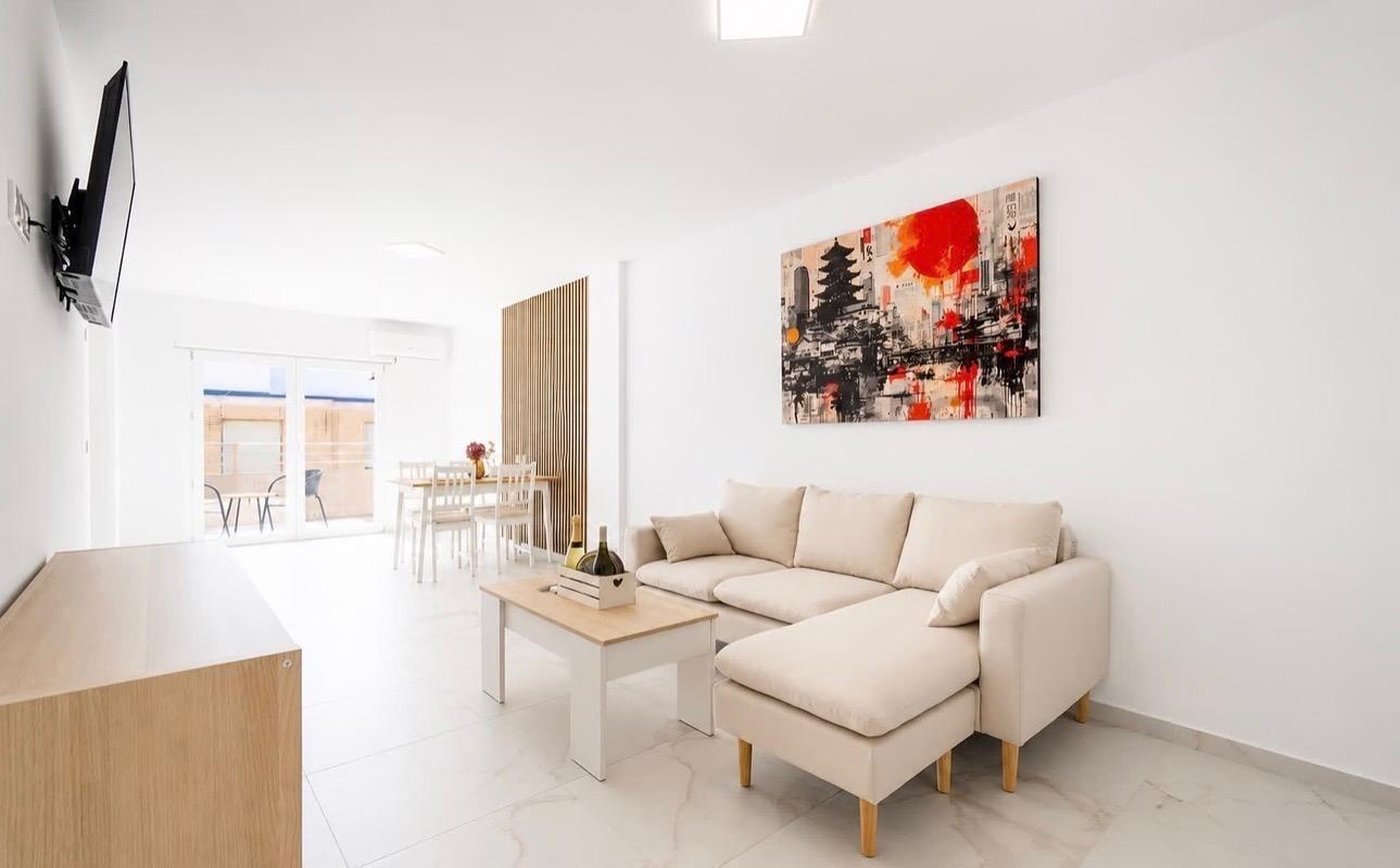 Apartment in Torrevieja, Alicante, Spain 3 bedrooms, 95 sq.m. No. 197440