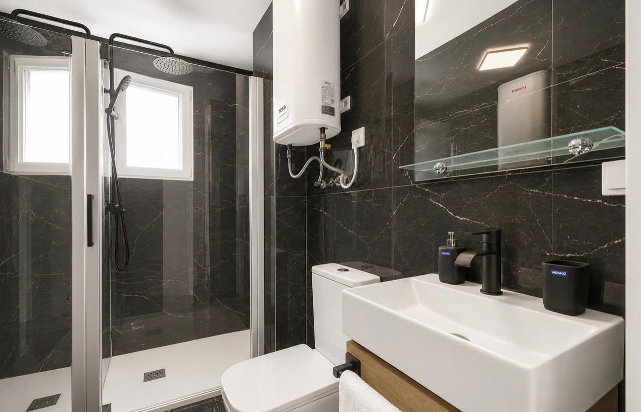 Apartment in Torrevieja, Alicante, Spain 3 bedrooms, 95 sq.m. No. 197440