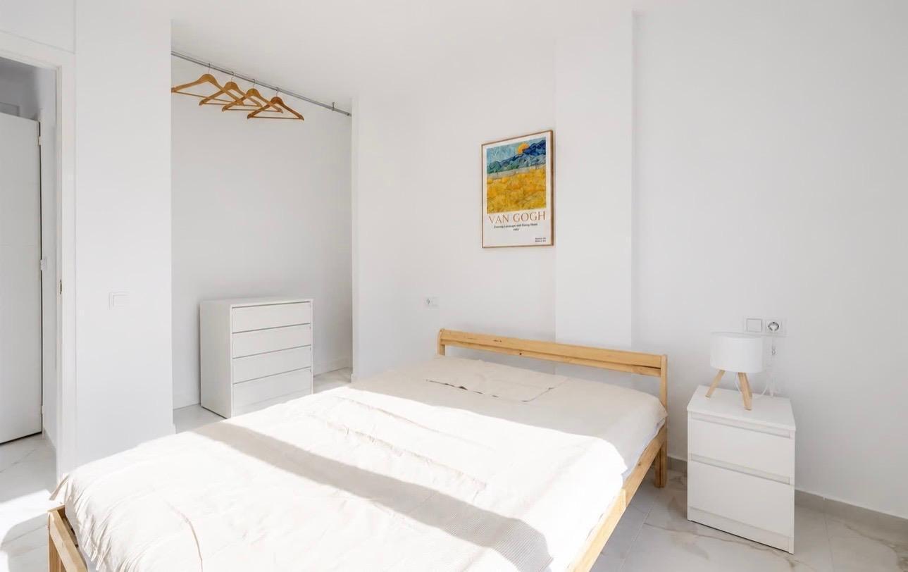 Apartment in Torrevieja, Alicante, Spain 3 bedrooms, 95 sq.m. No. 197440