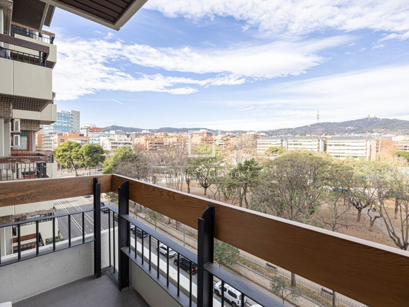 Huoneisto Barcelona, Espanja 5 makuuhuonetta, 210 m2 No. 197621