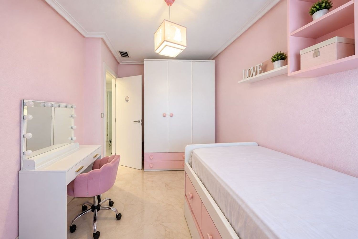 Duplex a Elche, Alicante, Spagna 4 camere da letto, 180 mq. N° 197399